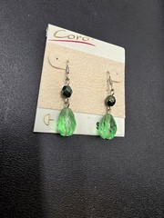 Vintage Coro Green Faceted Crystal Drop Dangle Earrings – Silver Tone