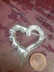 BROOCH heart imitation pearl with clear stones silver tone metal. JL