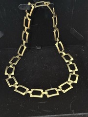 Vintage Unbranded Necklace Distinctive Square Gold Tone Link Design 18 Inches