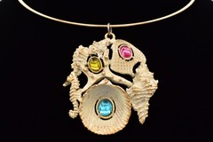 Vintage Cabochon Seashell Pendant Necklace Gold Choker Starfish Seahorse BinG