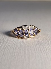 14K Yellow Gold Natural Tanzanite & Diamond Stone Ring Signed