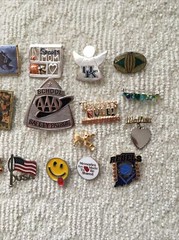 Miscellaneous Costume Brooches Pins Lot- 15 Pcs Assorted Themes Sizes & Colors