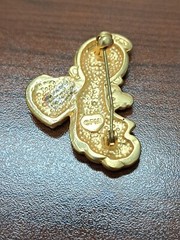 Vintage PMI PRECIOUS MOMENTS Brooch Pin Matching Heart Earrings Set