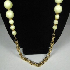 CN Necklace Women Goldtone 36 In VTG 90s Estate Graduating Yellow Beaded Chain