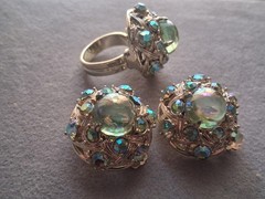 Hollycraft 1950s demi-parure green cab & AB clip on earrings & adjustable ring