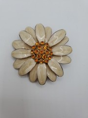 Vintage 1960s Cream Marbled Enamel Daisy Flower Brooch Amber Rhinestones Pin