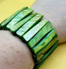 Vintage Mother of Pearl Natural Shell Stretch Bracelets Set of 3x