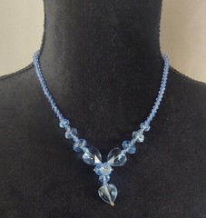 Vintage Beaded Necklace Light Blue Faceted Beads Hearts Magnetic Clasp Jewelry