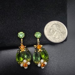 Green Rhinestone Daisy Flower Clip On Earrings Vintage Costume Jewelry UV