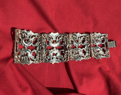 Vintage Panel Link Bracelet Silver Tone Scroll Medieval Flower 7-1/4 Inches