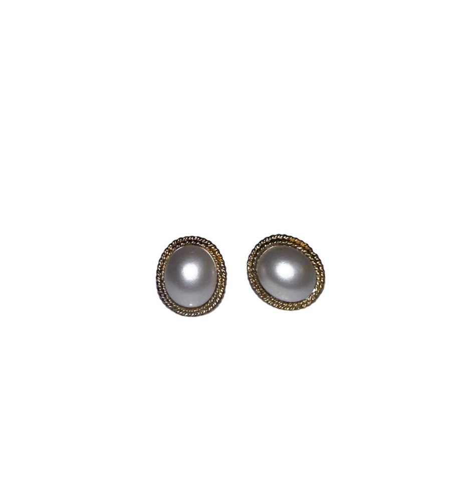 Vintage Unbranded Faux Pearl & Goldtone Oval Button Style Pierced Earrings 5/8”