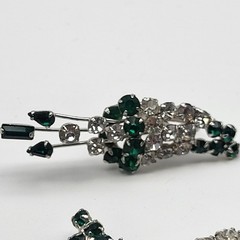 Stunning vintage green clear rhinestone brooch earrings set cornucopia burst