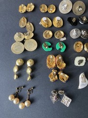 VTG Clip On Earrings Lot Of 24 Gold Silver Tone Mix Materials Multi Color 60-80s