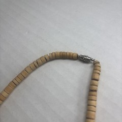 Light Brown Wood Beaded Disc Necklace Graduated Wooden Heishi Look Vintage 14in