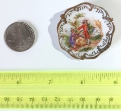 Vtg Limoges France Painted Porcelain Mini-Plate Brooch 1.75″ w/ Trombone Clasp