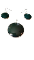 Vintage Dark Green Round 1 1/2 In D Pendant 1 In D Earrings Set Elegant Classic