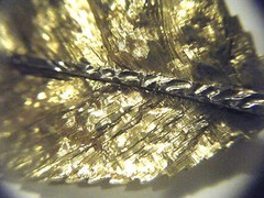 Vintage 1960s Lovely 18K Multi – Tone Gold 2″ Realistic Leaf Brooch Pin 6.6g