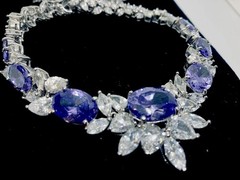 Vintage High-End Rich Rhinestones Clear & Amethyst Sparkling Stones Necklace