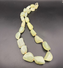 VTG Natural Prehnite Polished Mineral Necklace Hand-Cut Gemstone 155.5g Green