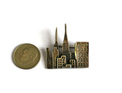 Vintage 1930’s Sterling Silver Old New York City Skyline Pin 6 grams