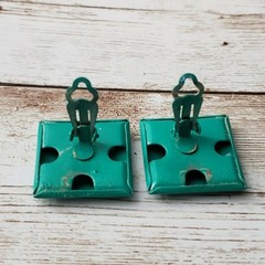Vintage Clip On Earrings – Green Square Shape – Retro Earrings