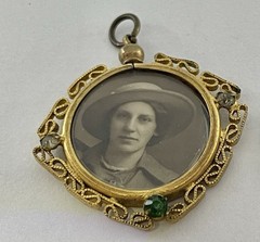 Edwardian Sweetheart Double Sided Soldier & Lady Momento Mori Photo Locket