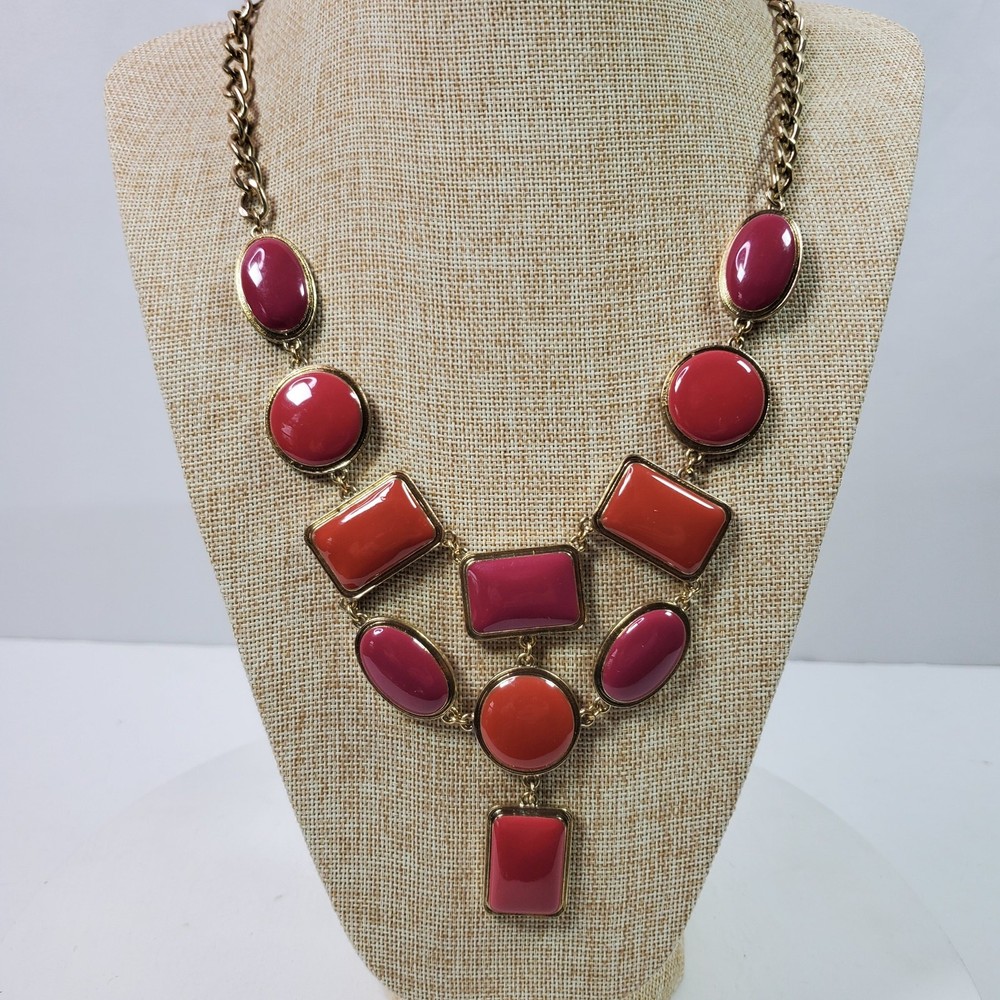 Casual Career Statement Necklace Gold Tone Chain w/ Pink Bib 20 Inch