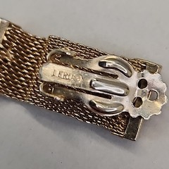 Vintage Leru Mesh Earrings Clip On Gold Tone Dangle 1 5/8″