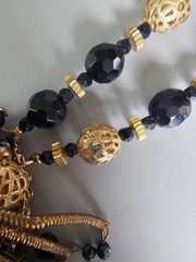VTG Black Faceted Bead Gold Filigree Tassel Pendant Necklace Clip Earring Set