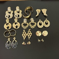 Lot of 12 VTG 80s 90s Gold Tone Earrings Door Knocker Hoop Stud 1Monet 1Trifari