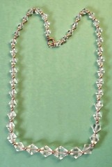 Vintage Faceted CLEAR CRYSTALS & GOLD TONE Beaded Chain Necklace
