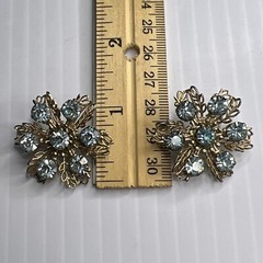 Vintage 1950’s Rhinestone Metal Set 2 Brooches Flower