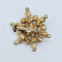 Vintage Star Burst Brooch Red Jewels Crystal Elegant Estate Jewelry Gem Pin