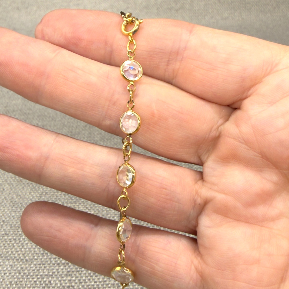Vintage Swarovski Bracelet Crystal Station Bezel Set Gold Tone Chain Size 6.5