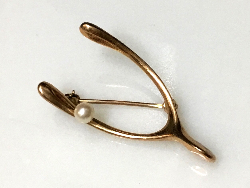 VINTAGE~14K YELLOW GOLD PEARL FIGURAL WISHBONE PIN BROOCH~2.8g~GOOD LUCK JUNE