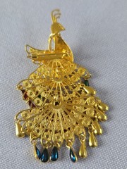 Vintage Peacock Gold Tone Floating Gem Filigree Pendant Brooch Articulated