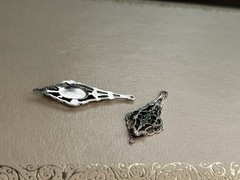 Vintage Silver-Tone Filigree Floral Dangle Earrings w/ Green Stone