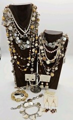 Jewelry Lot Vintage to NOW Necklace Bracelet Earrings Pearlized Shell 21 pc LOT