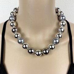 Vintage Shiny Gray and Silver Color Bead Necklace Chunky