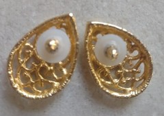 VTG Openwork Earrings Gold-tone Square 1980’s Teardrop Pierced Posts Classic
