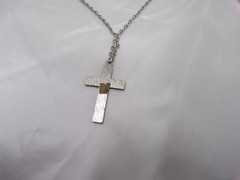 Vtg very nice silver tone chain w engraved blue cross necklace 747-14