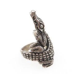 925 Sterling Silver Vintage Alligator Oxidized Ring Size 8.25