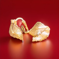 Vtg 50s Signed GIOVANNI Goldtone Textured DOUBLE LEAVES Shape Clip-On Earrings