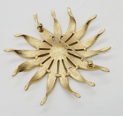 Vintage Crown Trifari Brooch Gold and White Enamel Flower Pin 2.5 in HUGE