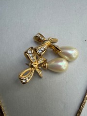 Vintage 1980s Christian Dior Crystal Bow and Teardrop Jewelry Set