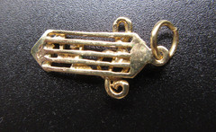 Treble Clef and notes musical staff gold plated /tone dangle 3/4″ charm