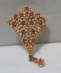 Pretty Vtg Flower 3D Surface KITE Brooch Gold Tone Pink Rhinestones & Enamel