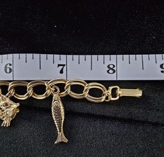 Vtg Lot Gold Tone Nautical Charm Bracelet Sea Turtle & Faux Pearl Crab Brooch