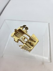 Vintage Wishing Well Brooch Movable Gold Tone 1.75″