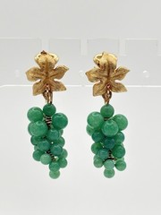 Vintage Marvella Clip On Earrings Set Faux Jade Grape Clusters Dangle Gold 1.5in